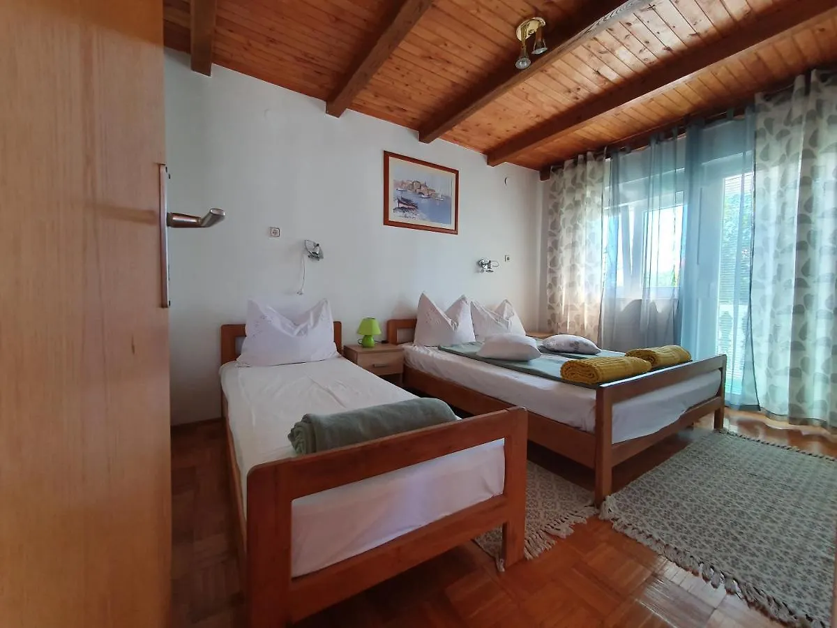 Apartman Lu Vir