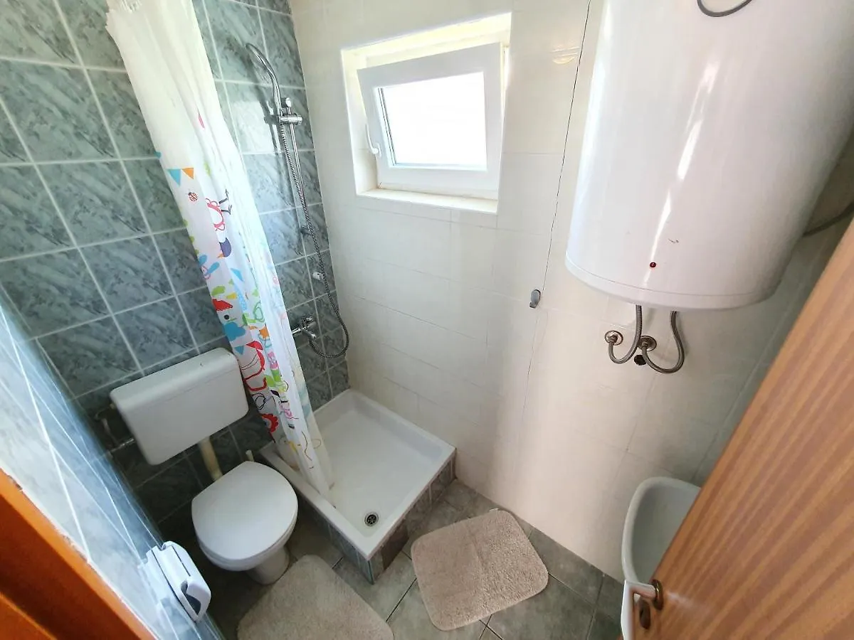 Apartment Apartman Lu Vir