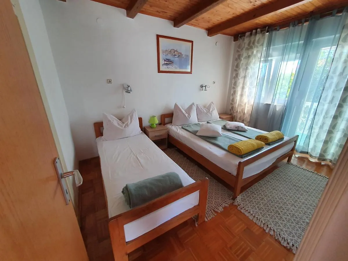 Apartman Lu Vir