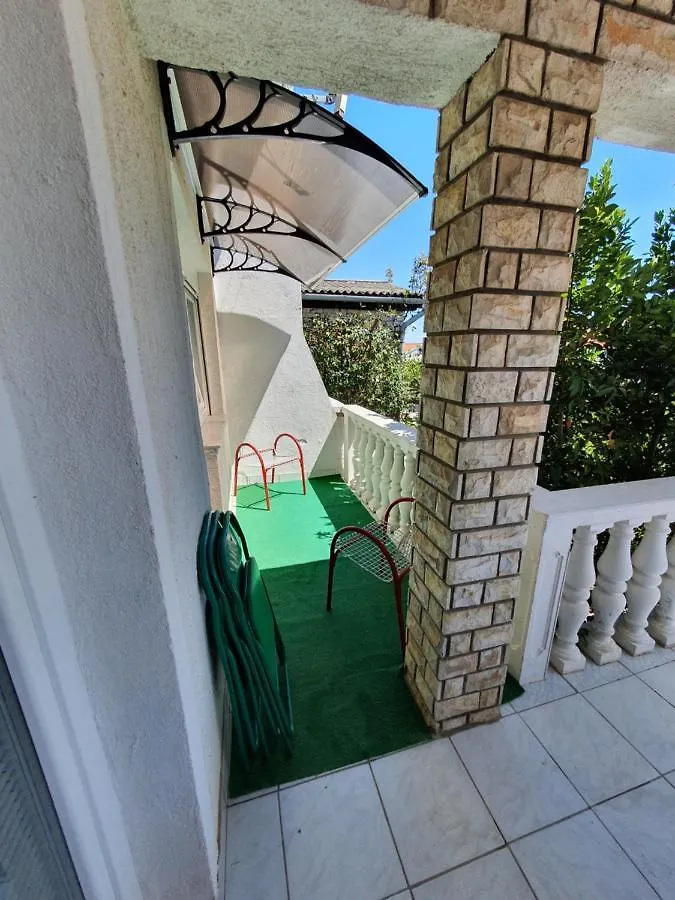 Apartman Lu Vir Apartment